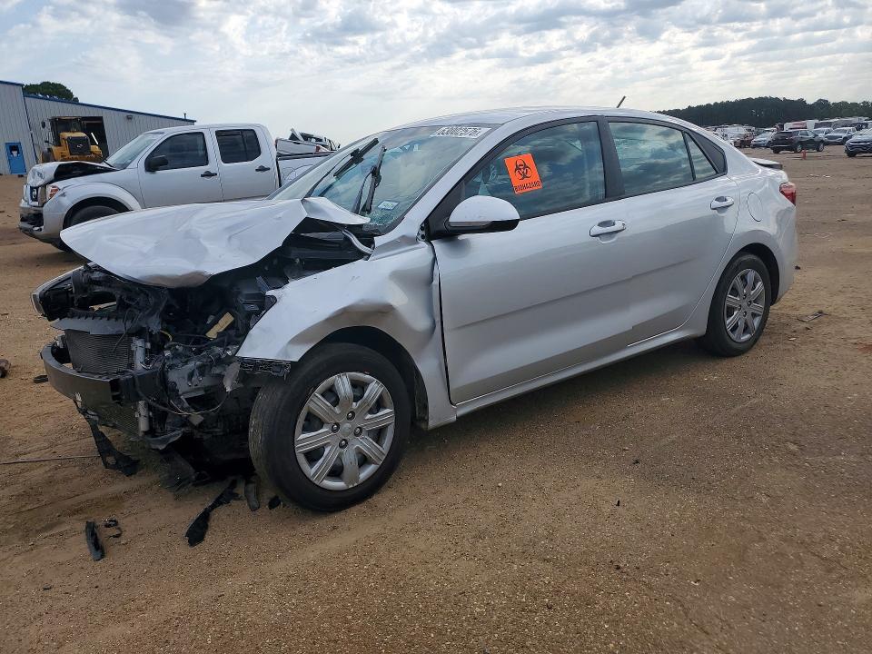 63002576 :رقم المزاد ، 3KPA24AD7NE494220 vin ، 2022 Kia Rio مزاد بيع