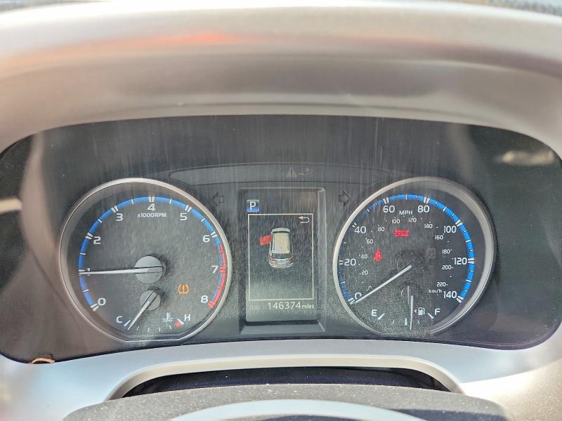 Продажа на аукционе авто 2018 Toyota Rav4, vin: JTMBFREV6JD250613, номер лота: 66733256