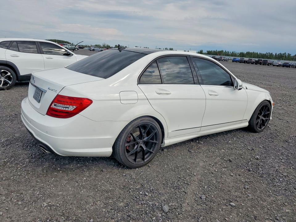 Auction sale of the 2014 Mercedes-benz C, vin: WDDGF8AB8EA960590, lot number: 64724076