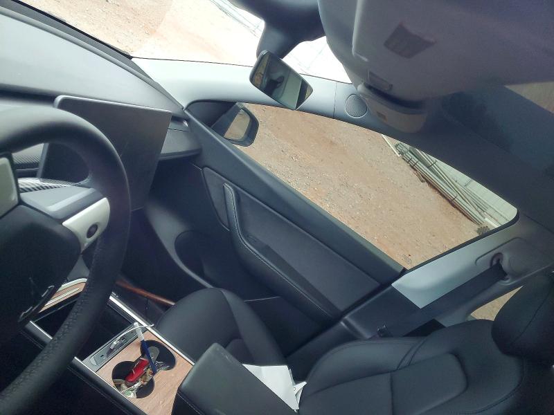 66228936 :رقم المزاد ، 5YJYGDEE4MF185798 vin ، 2021 Tesla Model Y مزاد بيع