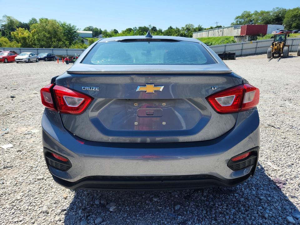 63174386 :رقم المزاد ، 1G1BE5SM9J7236039 vin ، 2018 Chevrolet Cruze مزاد بيع