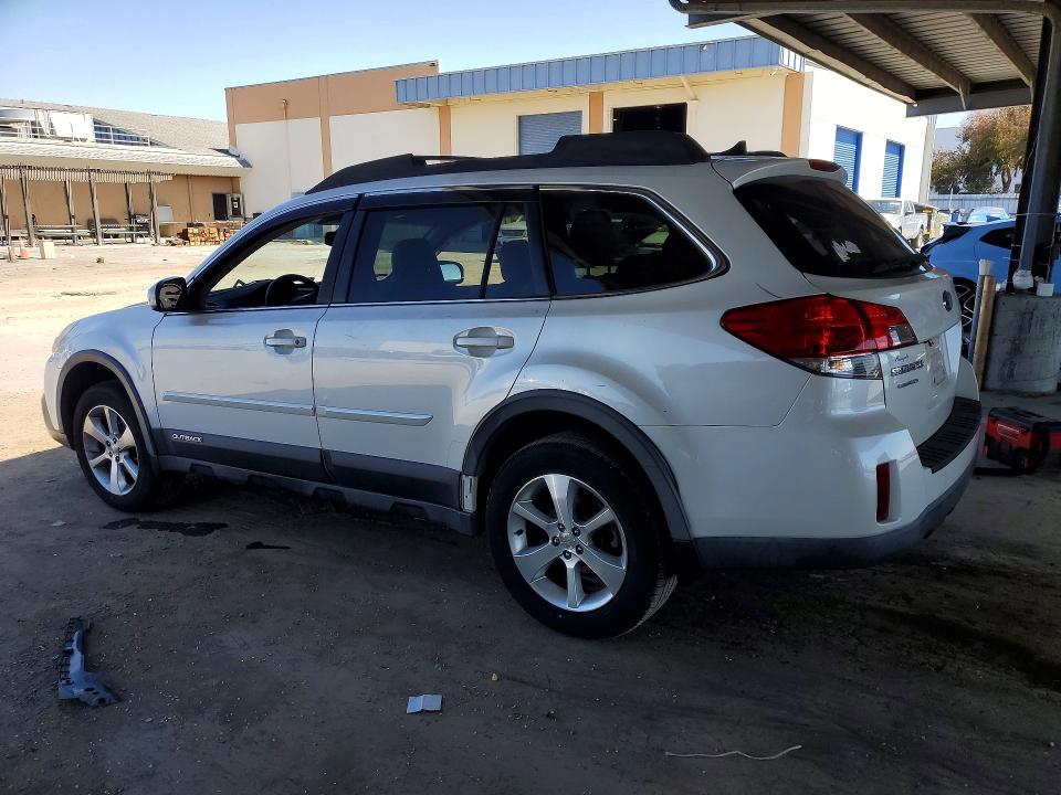 2014 Subaru Outback მანქანა იყიდება აუქციონზე, vin: 4S4BRBLC8E3308731, აუქციონის ნომერი: 63873176