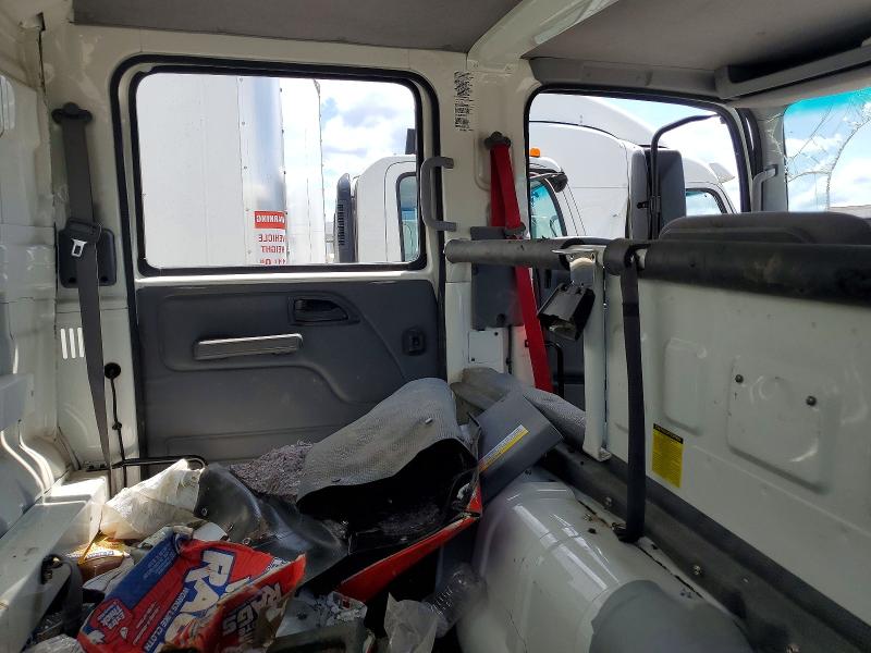63534596 :رقم المزاد ، 54DC4J1D4MS200359 vin ، 2021 Isuzu Npr Hd مزاد بيع