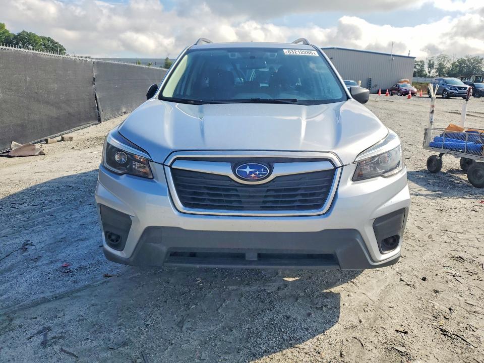 2021 Subaru Forester მანქანა იყიდება აუქციონზე, vin: JF2SKADC6MH413840, აუქციონის ნომერი: 63212286