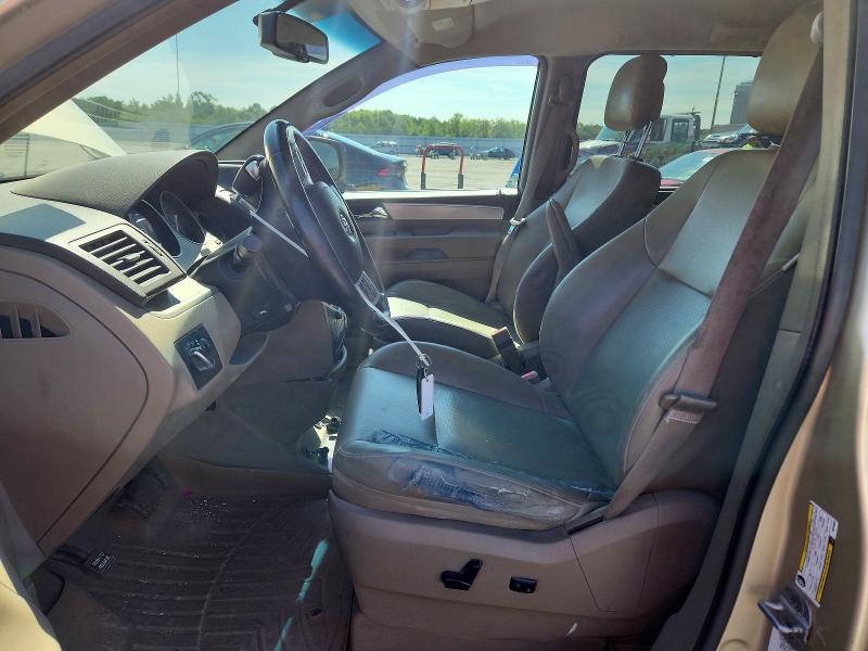 64375126 :رقم المزاد ، 2V4RW3DG1BR789563 vin ، 2011 Volkswagen Routan مزاد بيع