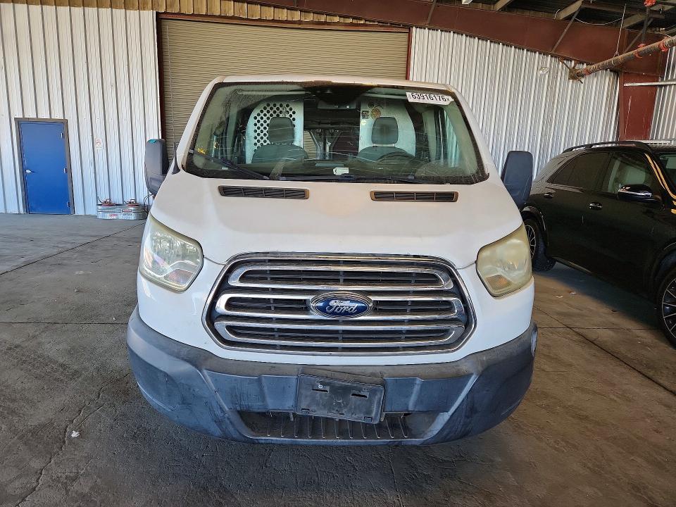 63916176 :رقم المزاد ، 1FTYR1ZM3GKA23095 vin ، 2016 Ford Transit مزاد بيع