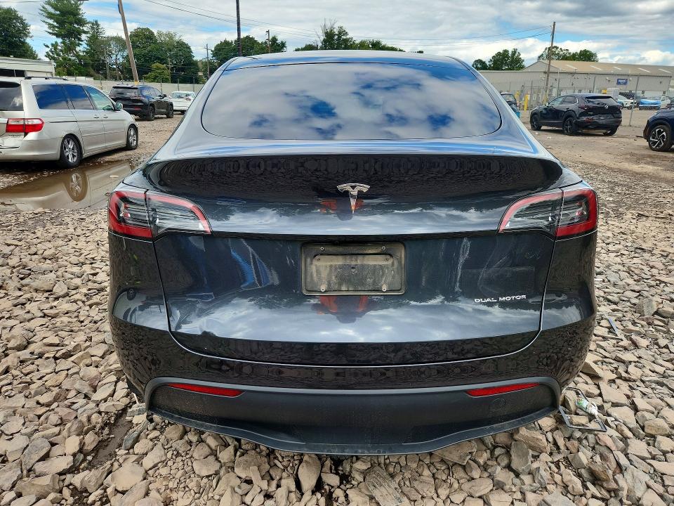 2025 Tesla Model Y მანქანა იყიდება აუქციონზე, vin: 7SAYGDEE9SA339760, აუქციონის ნომერი: 66497656