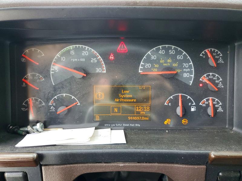 69454646 :رقم المزاد ، 4V4NC9TG9GN960266 vin ، 2016 Volvo Vn مزاد بيع