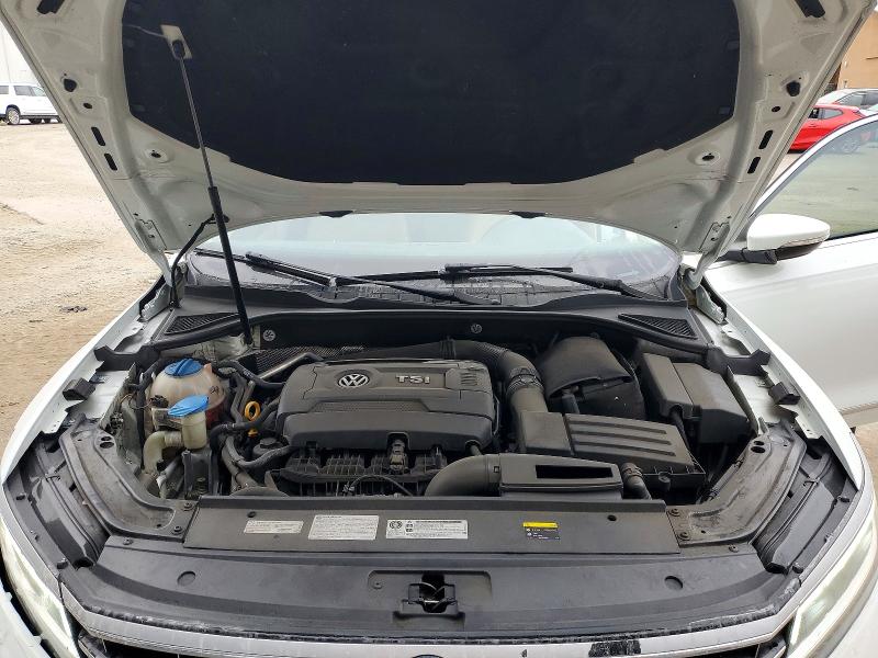 63420906 :رقم المزاد ، 1VWBT7A31HC030956 vin ، 2017 Volkswagen Passat مزاد بيع