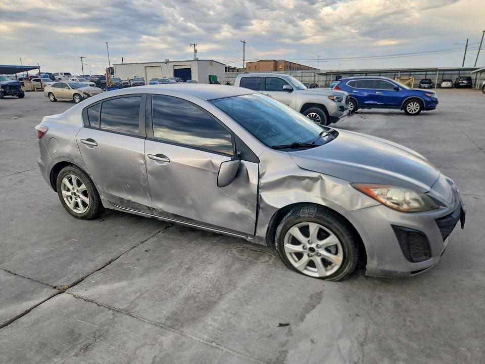 66407936 :رقم المزاد ، JM1BL1VF6B1416912 vin ، 2011 Mazda 3 مزاد بيع