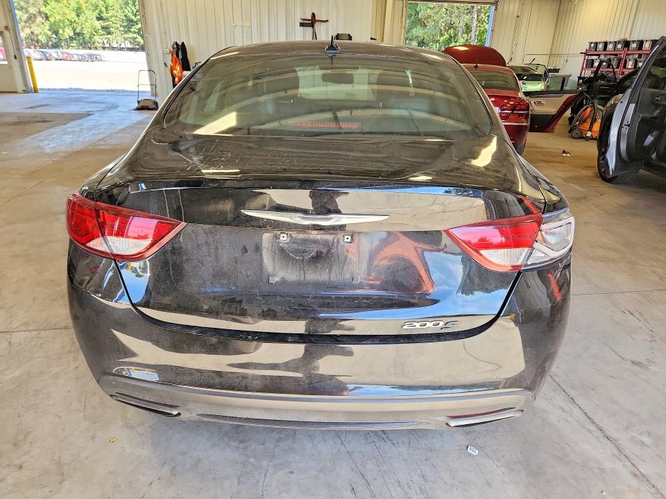 66635146 :رقم المزاد ، 1C3CCCBG9FN505874 vin ، 2015 Chrysler 200 مزاد بيع