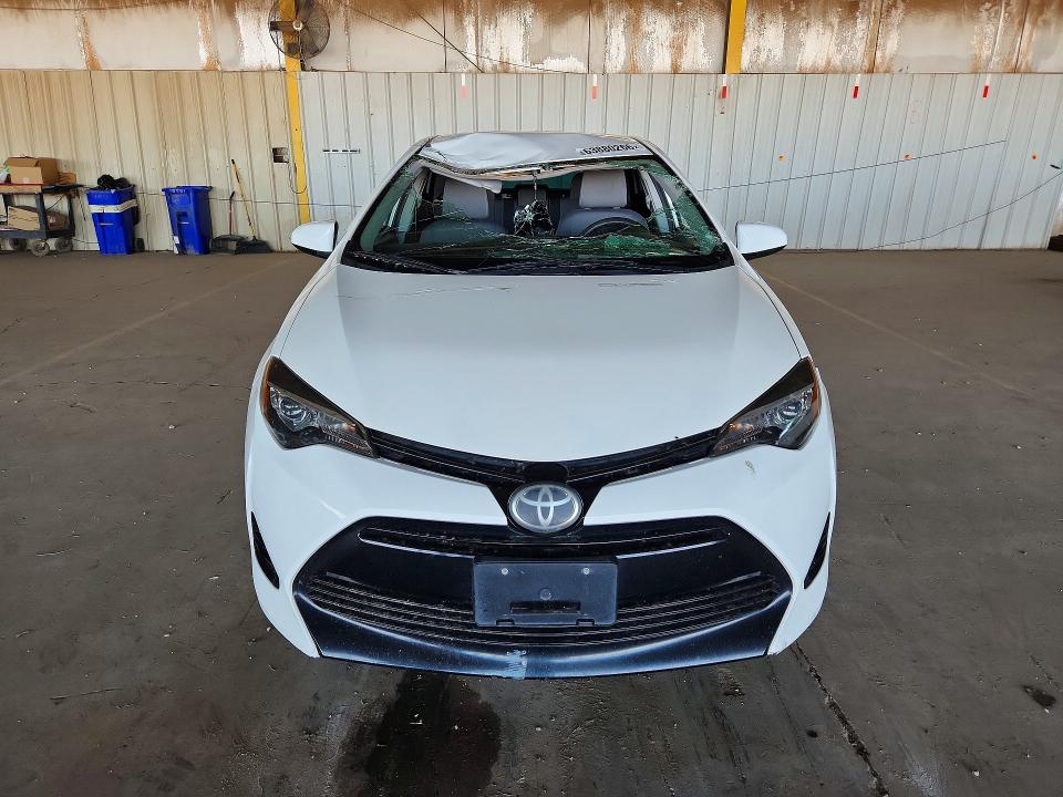 2017 Toyota Corolla მანქანა იყიდება აუქციონზე, vin: 5YFBURHE9HP695193, აუქციონის ნომერი: 63880266