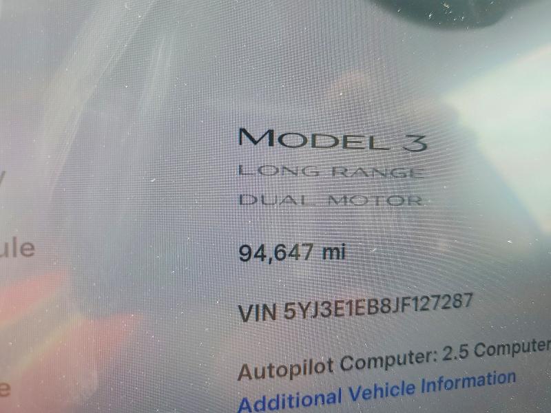 64983836 :رقم المزاد ، 5YJ3E1EB8JF127287 vin ، 2018 Tesla Model 3 مزاد بيع