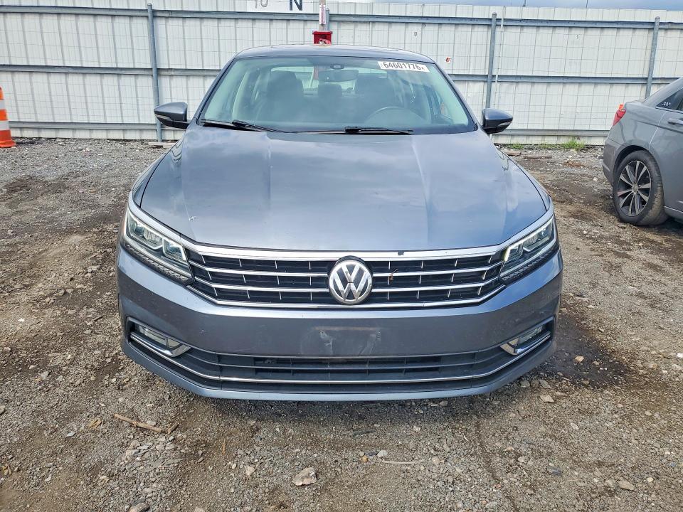 2017 Volkswagen Passat მანქანა იყიდება აუქციონზე, vin: 1VWBT7A35HC022438, აუქციონის ნომერი: 64601776