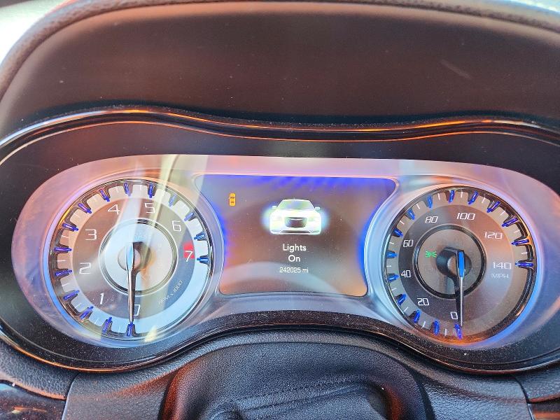 2017 Chrysler 300 მანქანა იყიდება აუქციონზე, vin: 2C3CCAGG9HH558020, აუქციონის ნომერი: 66818626