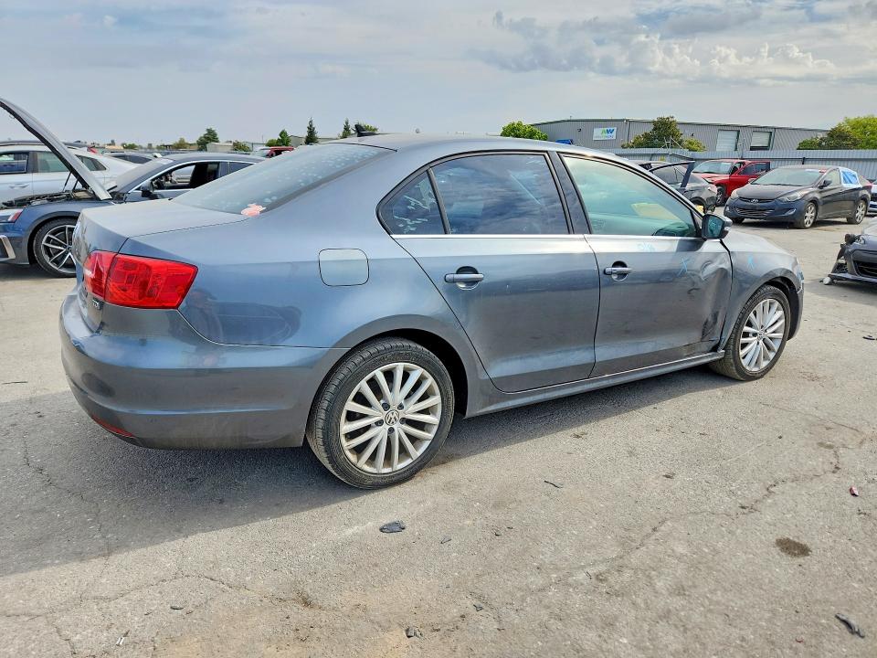 Продажа на аукционе авто 2013 Volkswagen Jetta, vin: 3VWLL7AJ1DM405286, номер лота: 61449366