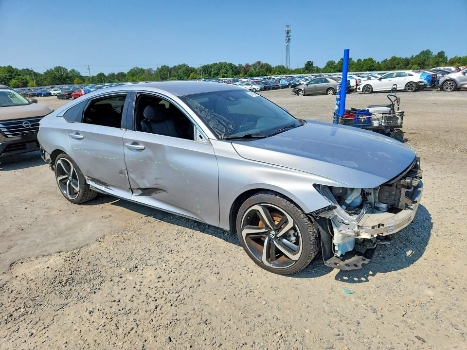 Продаж на аукціоні авто 2019 Honda Accord, vin: 1HGCV1F37KA148120, номер лоту: 64823346