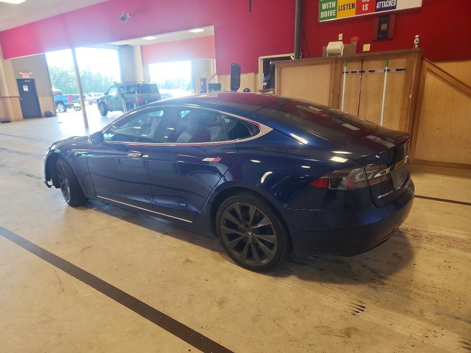 2018 Tesla Model S მანქანა იყიდება აუქციონზე, vin: 5YJSA1E28JF239823, აუქციონის ნომერი: 66271816