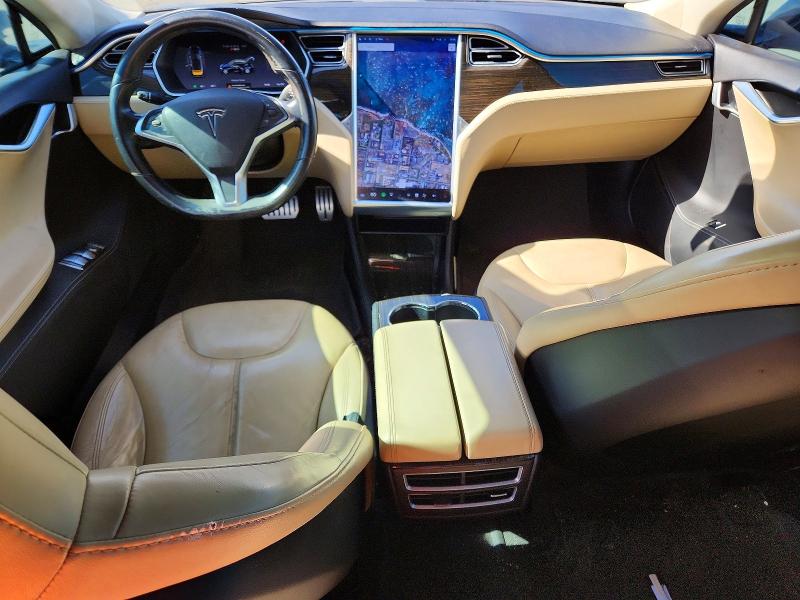 2014 Tesla Model S მანქანა იყიდება აუქციონზე, vin: 5YJSA1H11EFP48094, აუქციონის ნომერი: 67046396
