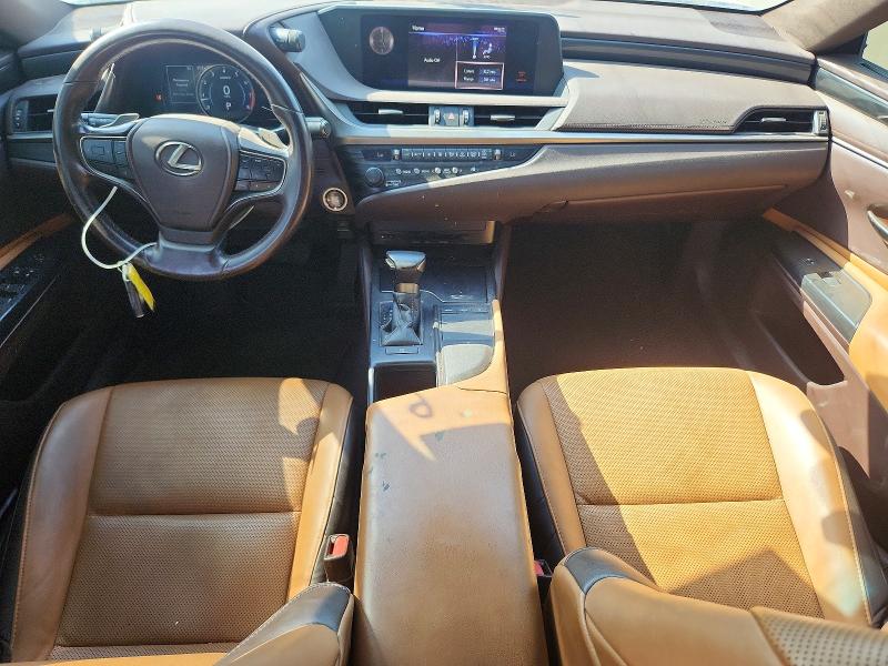 63200866 :رقم المزاد ، 58ABZ1B11KU047645 vin ، 2019 Lexus Es مزاد بيع