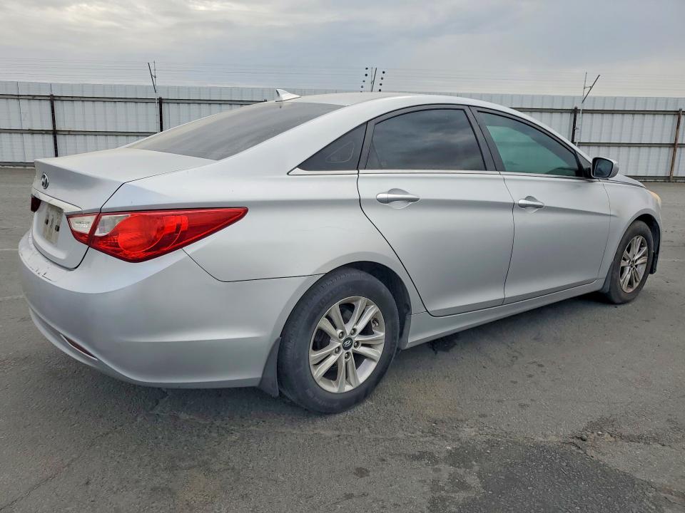 2013 Hyundai Sonata მანქანა იყიდება აუქციონზე, vin: 5NPEB4AC3DH743132, აუქციონის ნომერი: 66933716