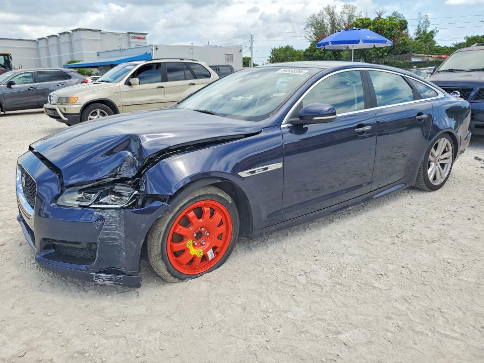 Продаж на аукціоні авто 2019 Jaguar Xj, vin: SAJWA1C7XK8W19636, номер лоту: 64558386