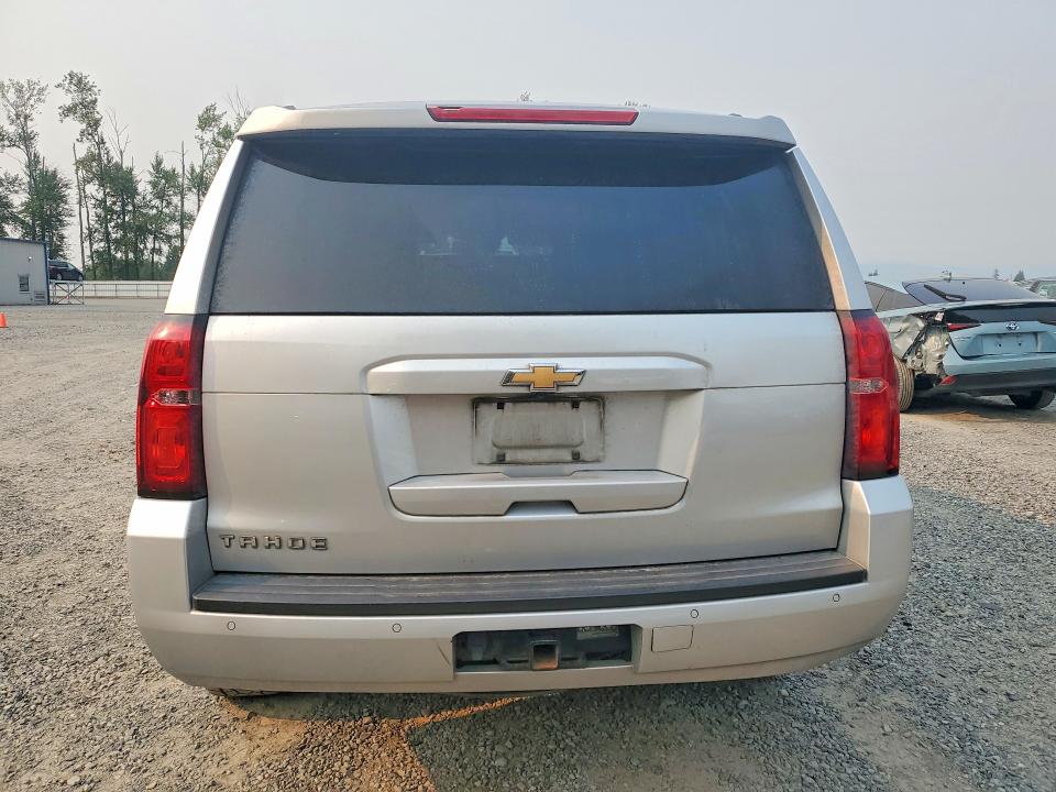 64092506 :رقم المزاد ، 1GNSKBKC1HR202124 vin ، 2017 Chevrolet Tahoe مزاد بيع