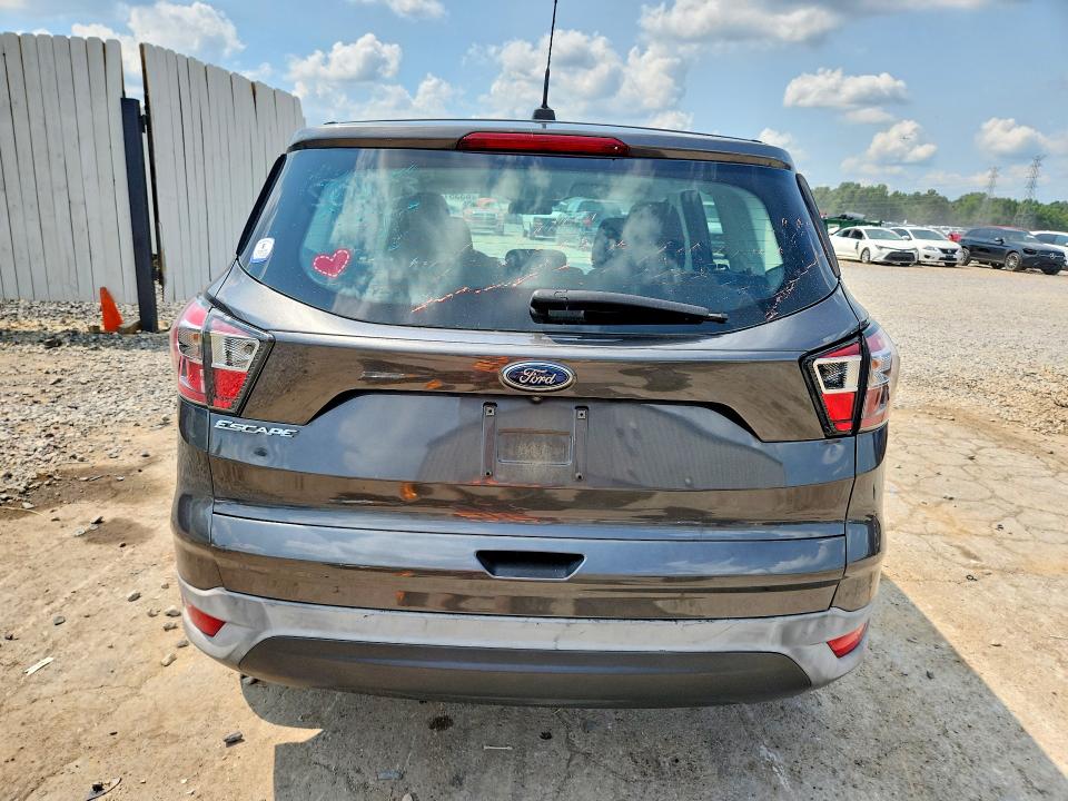 2017 Ford Escape მანქანა იყიდება აუქციონზე, vin: 1FMCU0F73HUA57721, აუქციონის ნომერი: 63351786