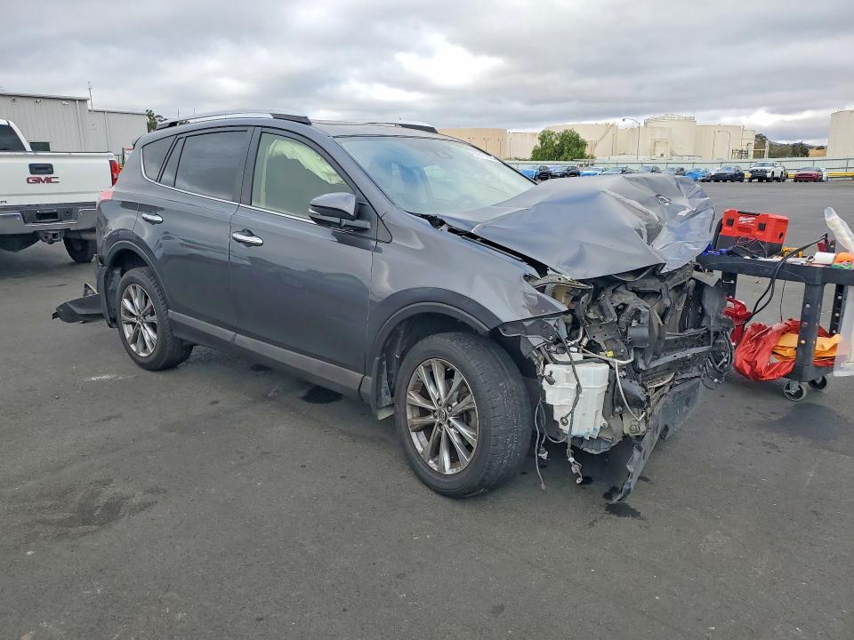 63813856 :رقم المزاد ، JTMYFREV9GD084395 vin ، 2016 Toyota Rav4 مزاد بيع