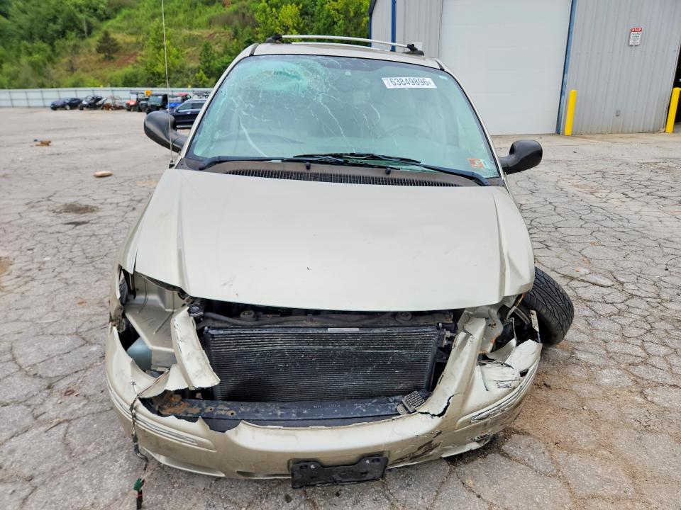 63849896 :رقم المزاد ، 2C8GP64L25R151497 vin ، 2005 Chrysler Town & Country مزاد بيع