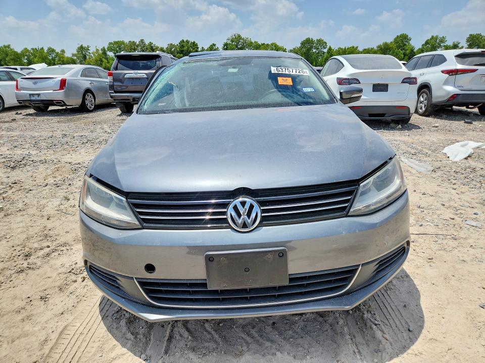 Продажа на аукционе авто 2013 Volkswagen Jetta, vin: 3VWDX7AJ2DM426205, номер лота: 63757726