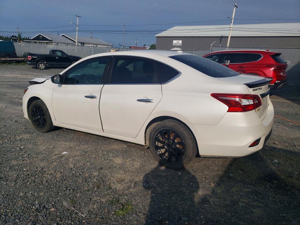 65084136 :رقم المزاد ، 3N1AB7AP1JY305438 vin ، 2018 Nissan Sentra مزاد بيع