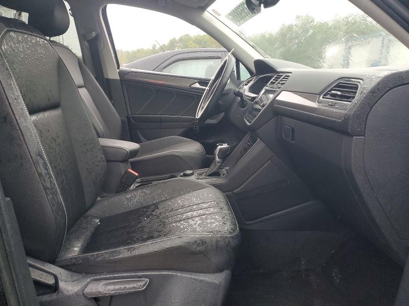 63569886 :رقم المزاد ، 3VVMB7AX0PM077878 vin ، 2023 Volkswagen Tiguan مزاد بيع