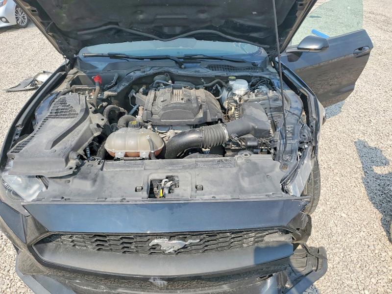 63468346 :رقم المزاد ، 1FA6P8THXJ5179941 vin ، 2018 Ford Mustang مزاد بيع