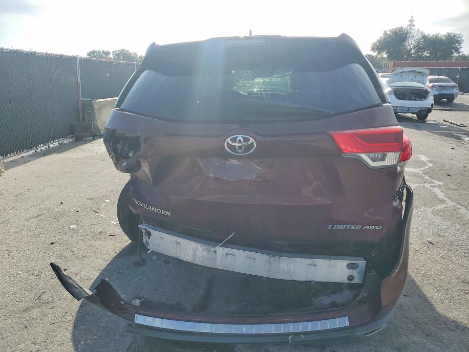 Aukcja sprzedaży 2019 Toyota Highlander, vin: 5TDDZRFH1KS939411, numer aukcji: 64092706