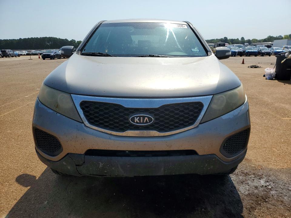 63801806 :رقم المزاد ، 5XYKT3A17BG034815 vin ، 2011 Kia Sorento مزاد بيع