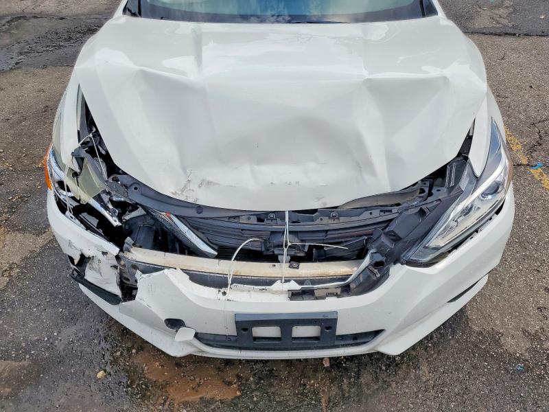 63648446 :رقم المزاد ، 1N4AL3APXHN360275 vin ، 2017 Nissan Altima مزاد بيع