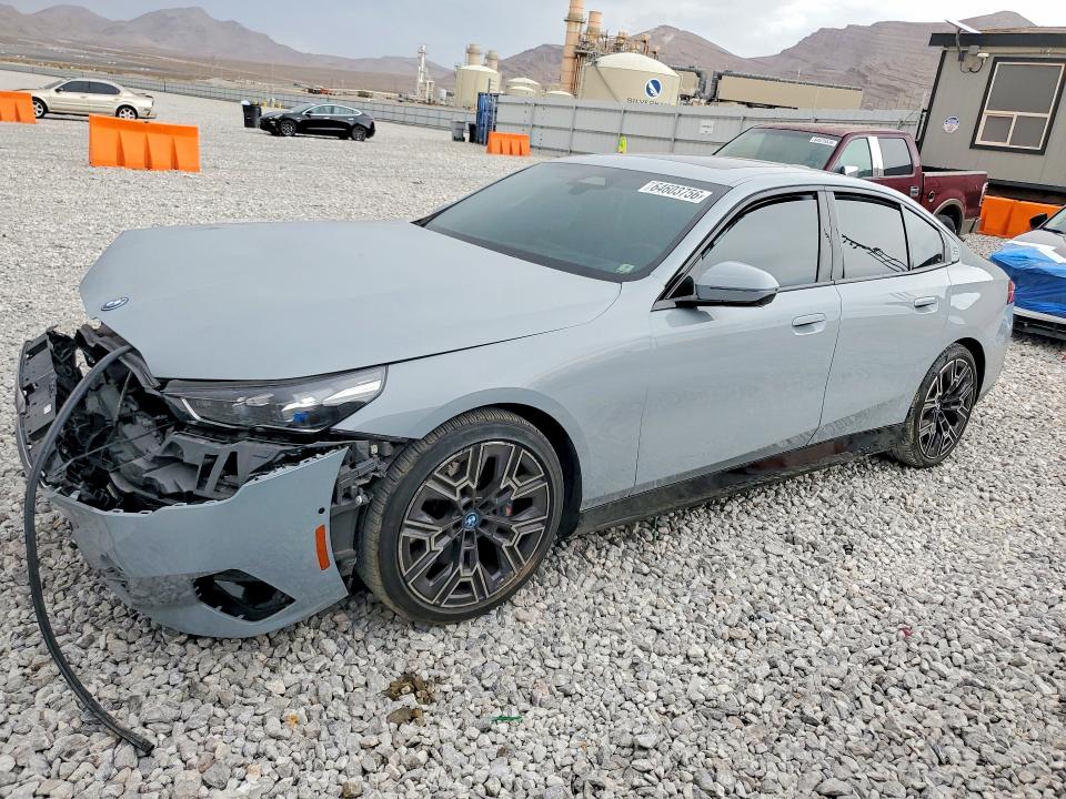 64603756 :رقم المزاد ، WBY33FK04SCU68656 vin ، 2025 Bmw I5 مزاد بيع