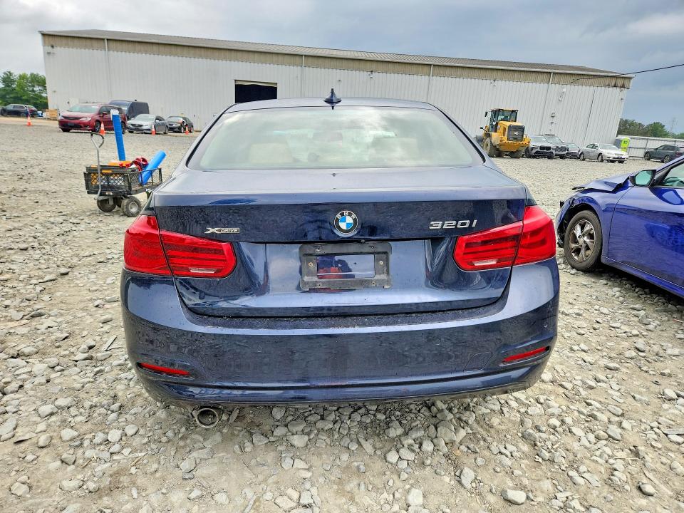 65541856 :رقم المزاد ، WBA8E5G57HNU41901 vin ، 2017 Bmw 320 مزاد بيع