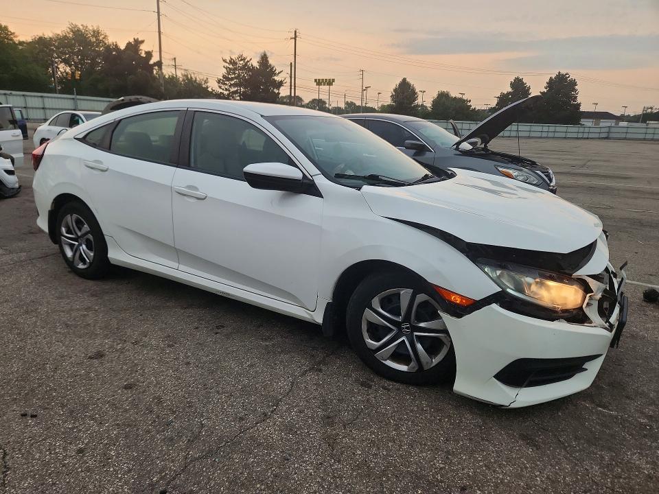 Auction sale of the 2017 Honda Civic, vin: 19XFC2F56HE067625, lot number: 64739356