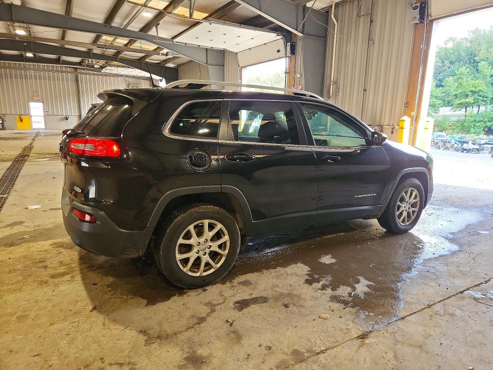 2017 Jeep Cherokee მანქანა იყიდება აუქციონზე, vin: 1C4PJMCB5HW638348, აუქციონის ნომერი: 65003776