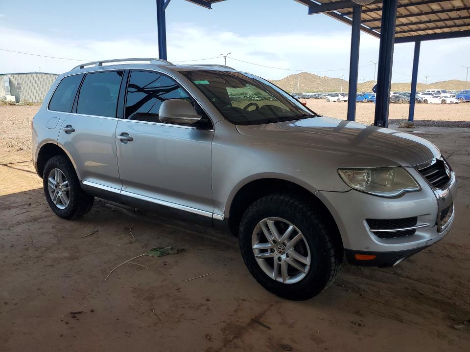 Aukcja sprzedaży 2010 Volkswagen Touareg, vin: WVGBF7A99AD003563, numer aukcji: 64655096