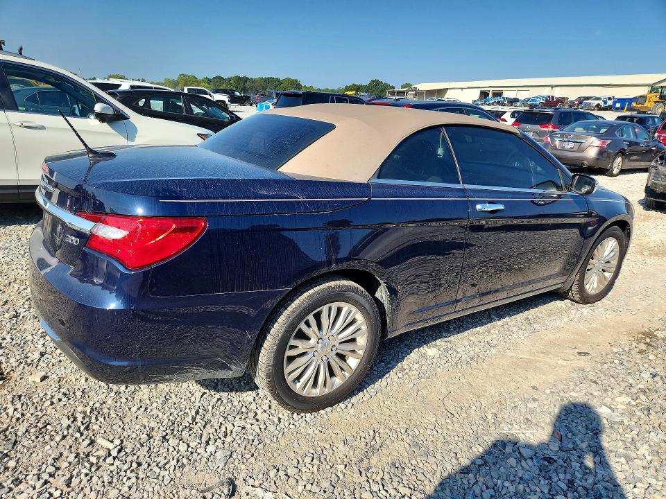 67149106 :رقم المزاد ، 1C3BCBFG8EN134978 vin ، 2014 Chrysler 200 مزاد بيع