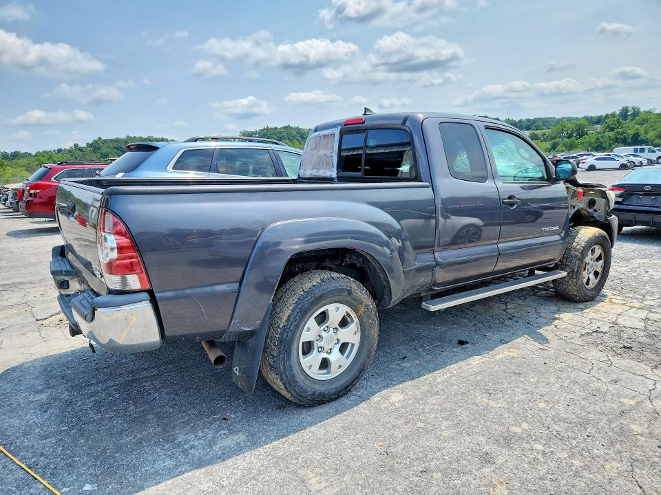 Продажа на аукционе авто 2015 Toyota Tacoma, vin: 5TFUX4EN9FX032373, номер лота: 64668246