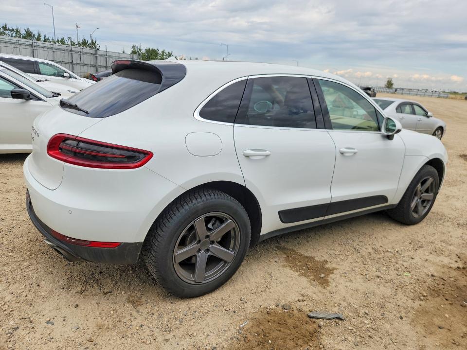 Продажа на аукционе авто 2015 Porsche Macan, vin: WP1AB2A55FLB60028, номер лота: 65051806
