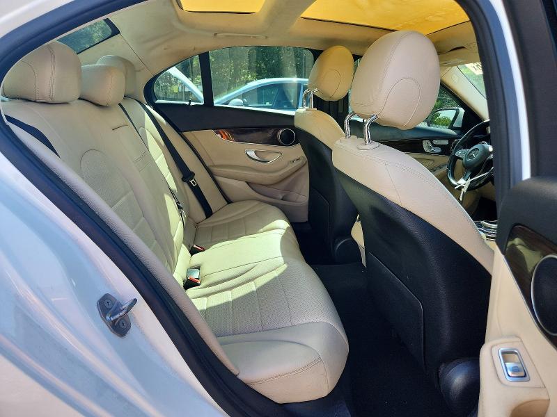 2017 Mercedes-benz C მანქანა იყიდება აუქციონზე, vin: WDDWF4KB2HR285473, აუქციონის ნომერი: 62725386