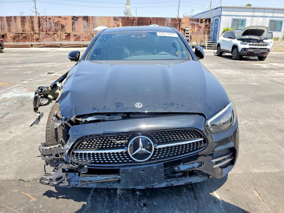 2022 Mercedes-benz E მანქანა იყიდება აუქციონზე, vin: W1KZF8DB1NB059141, აუქციონის ნომერი: 64617866