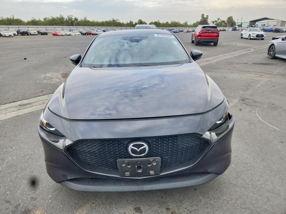 67098066 :رقم المزاد ، JM1BPAKM9R1700049 vin ، 2024 Mazda 3 مزاد بيع