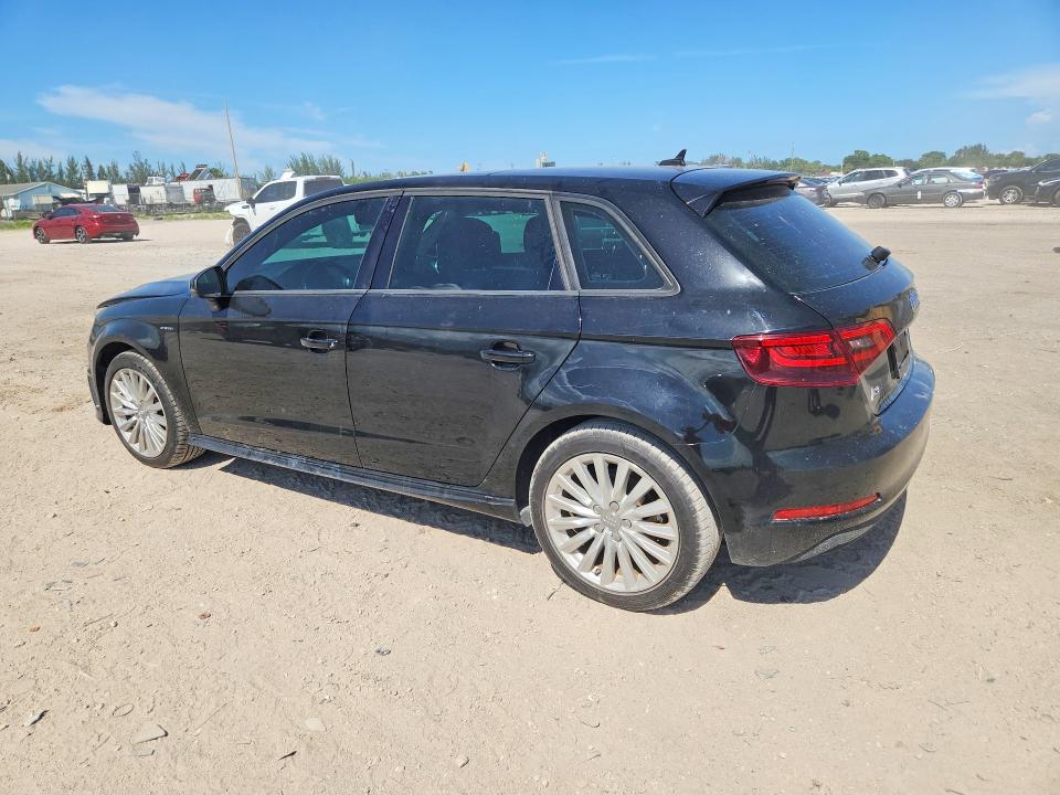 2016 Audi A3 მანქანა იყიდება აუქციონზე, vin: WAUUPBFF7GA158731, აუქციონის ნომერი: 64452846