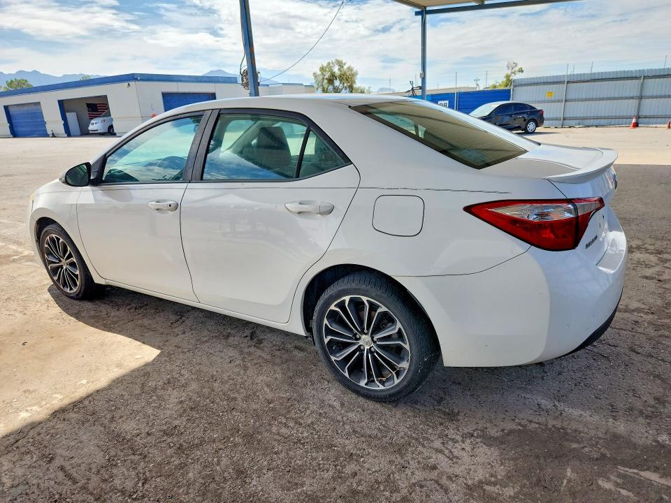 64488316 :رقم المزاد ، 2T1BURHE3FC348973 vin ، 2015 Toyota Corolla مزاد بيع